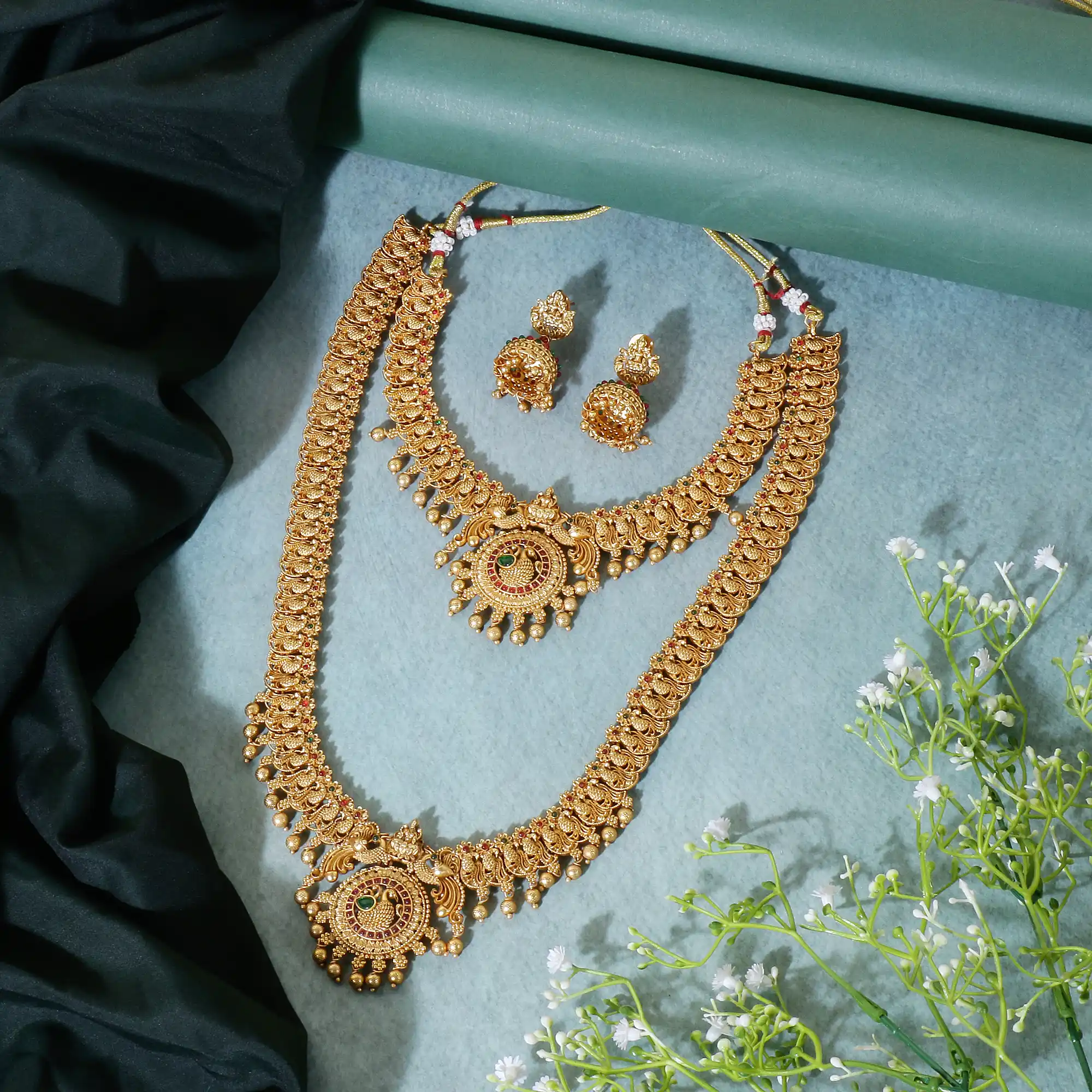 Allure Fancy Jewellery Sets Tempal Jewellery Set.png